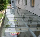 Výroba skleněných markýz Praha