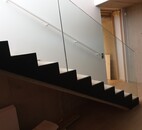 Skleněné zábradlí do podlahové konstrukce