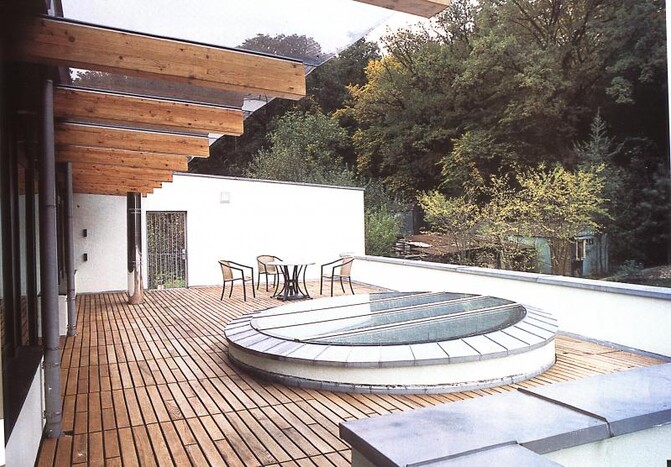 Zaskl&iacute;v&aacute;n&iacute; &scaron;ikm&yacute;ch ploch